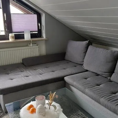 Gemuetliche Dachgeschosswohnung Im Teutoburger Wald Lägenhet