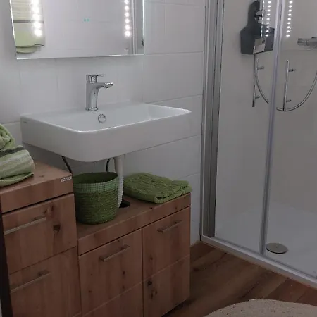 Gemuetliche Dachgeschosswohnung Im Teutoburger Wald *
